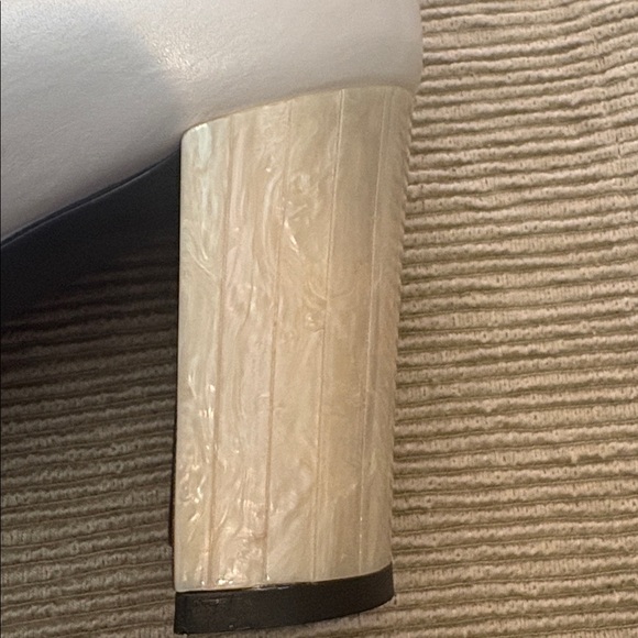 Stuart Weitzman Iridescent Oyster Sparkle Heel Cream Pumps - Picture 3 of 7